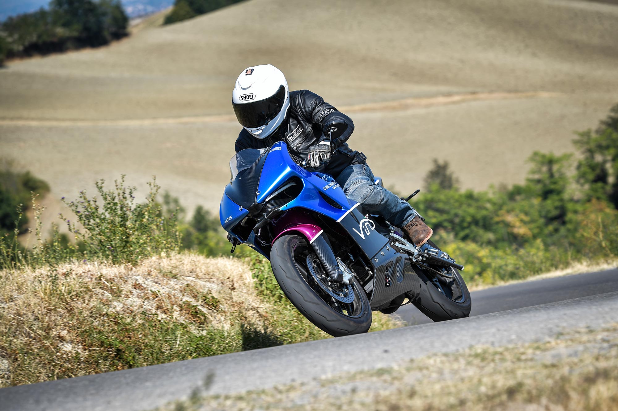 VINS Duecinquanta | MOTORISTS