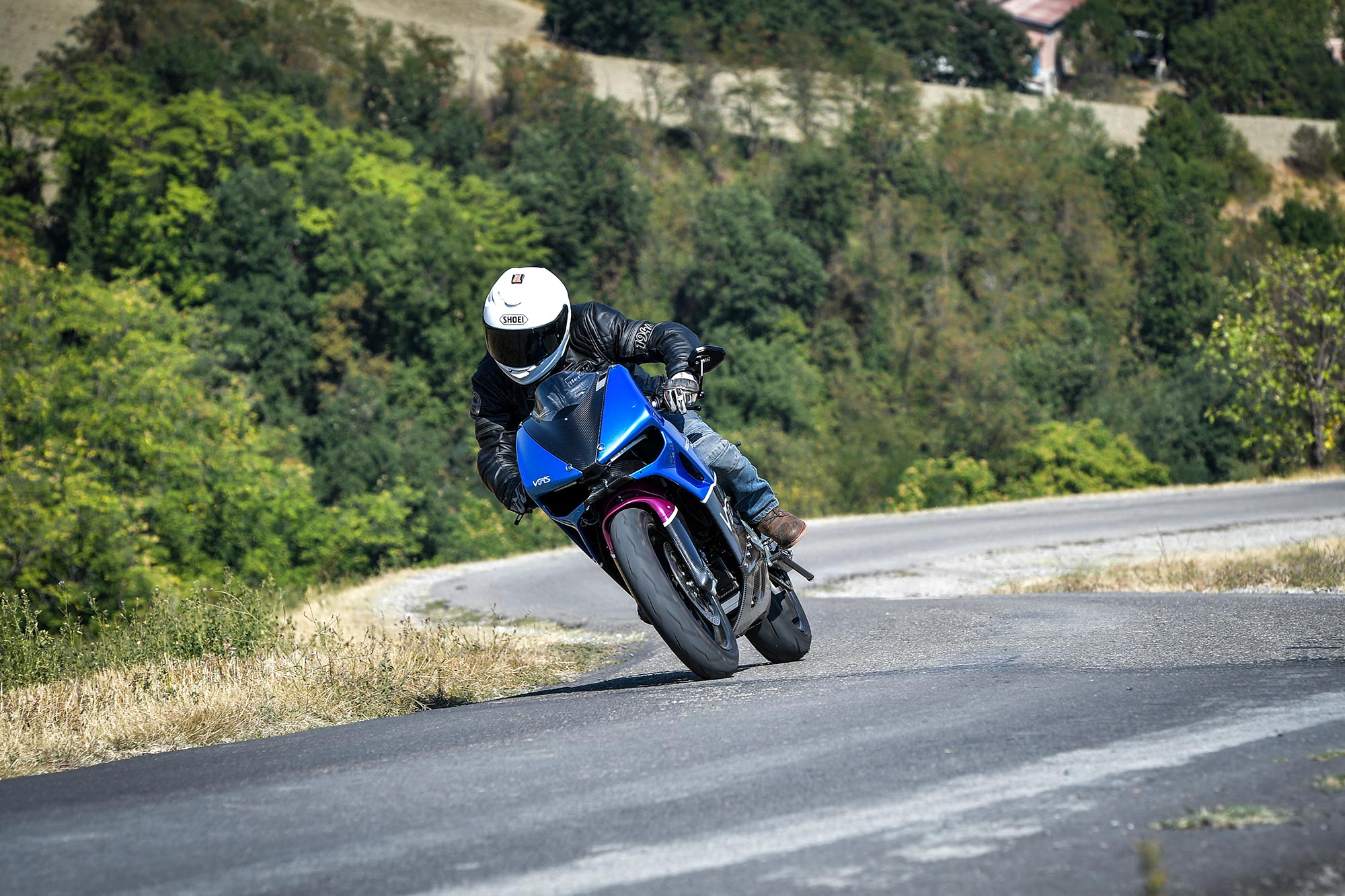 VINS Duecinquanta | MOTORISTS